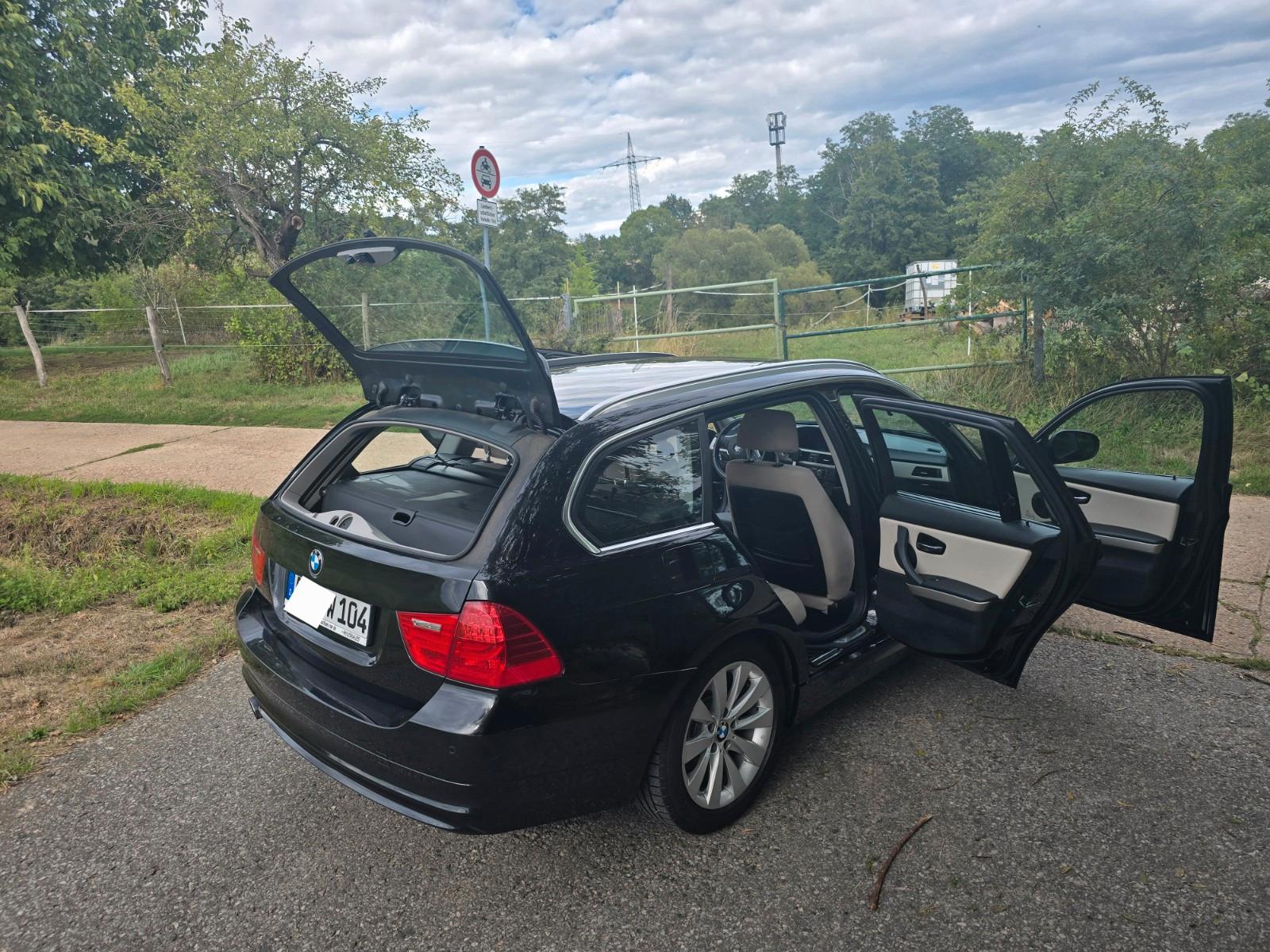 BMW 320 2012 — photo 8