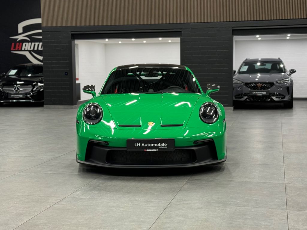 Image of Porsche 992