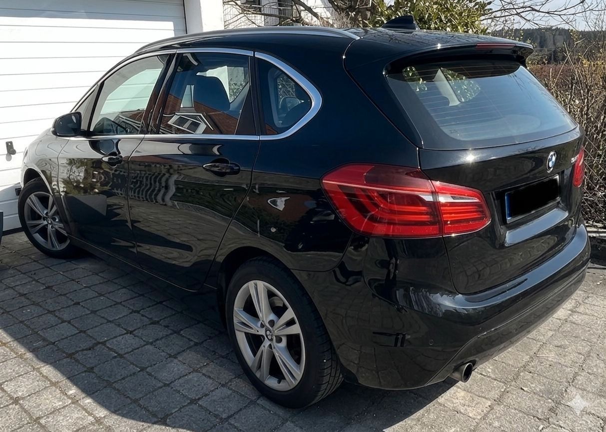 BMW 218 Active Tourer 218i Sport Line Sport Line