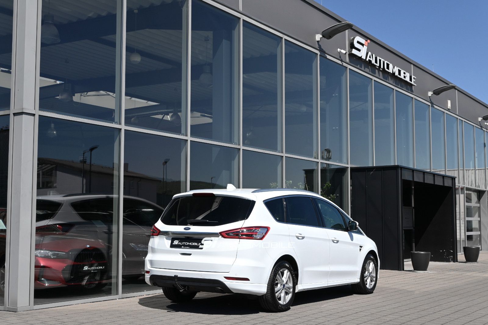 Fahrzeugabbildung Ford S-Max 2.0D EcoBlue Titanium °ACC°AHK°STANDHEIZ°