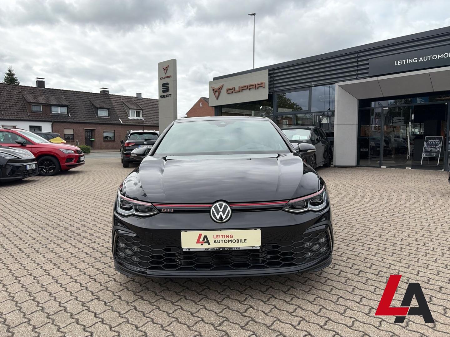 Volkswagen Golf VIII GTI 2,0 TSI DSG 245 PS HUD STHZG AHK N, миниатюра 2