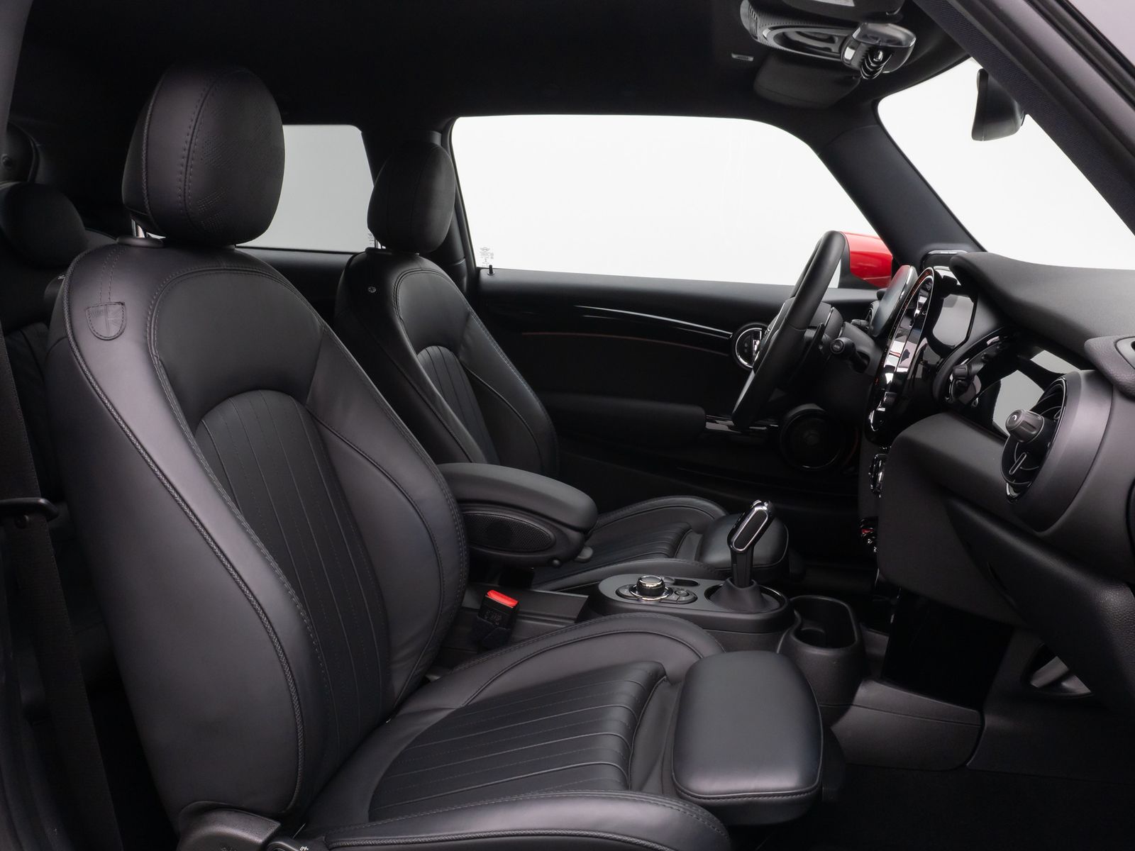 Fahrzeugabbildung MINI John Cooper Works Kamera HUD DAB H/K Komfort 18"