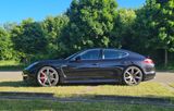 Porsche Panamera Turbo , 22", SAGA, Top Zustand, Deutsch - Porsche Panamera: Schwarz
