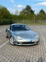 Mazda MX-5 1.9 16V Silver Blues  - Mazda MX-5: Silber, Blues