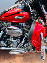 Harley-Davidson Ultra Glide FLHTCUSE2 - HARLEY-DAVIDSON FLHTC