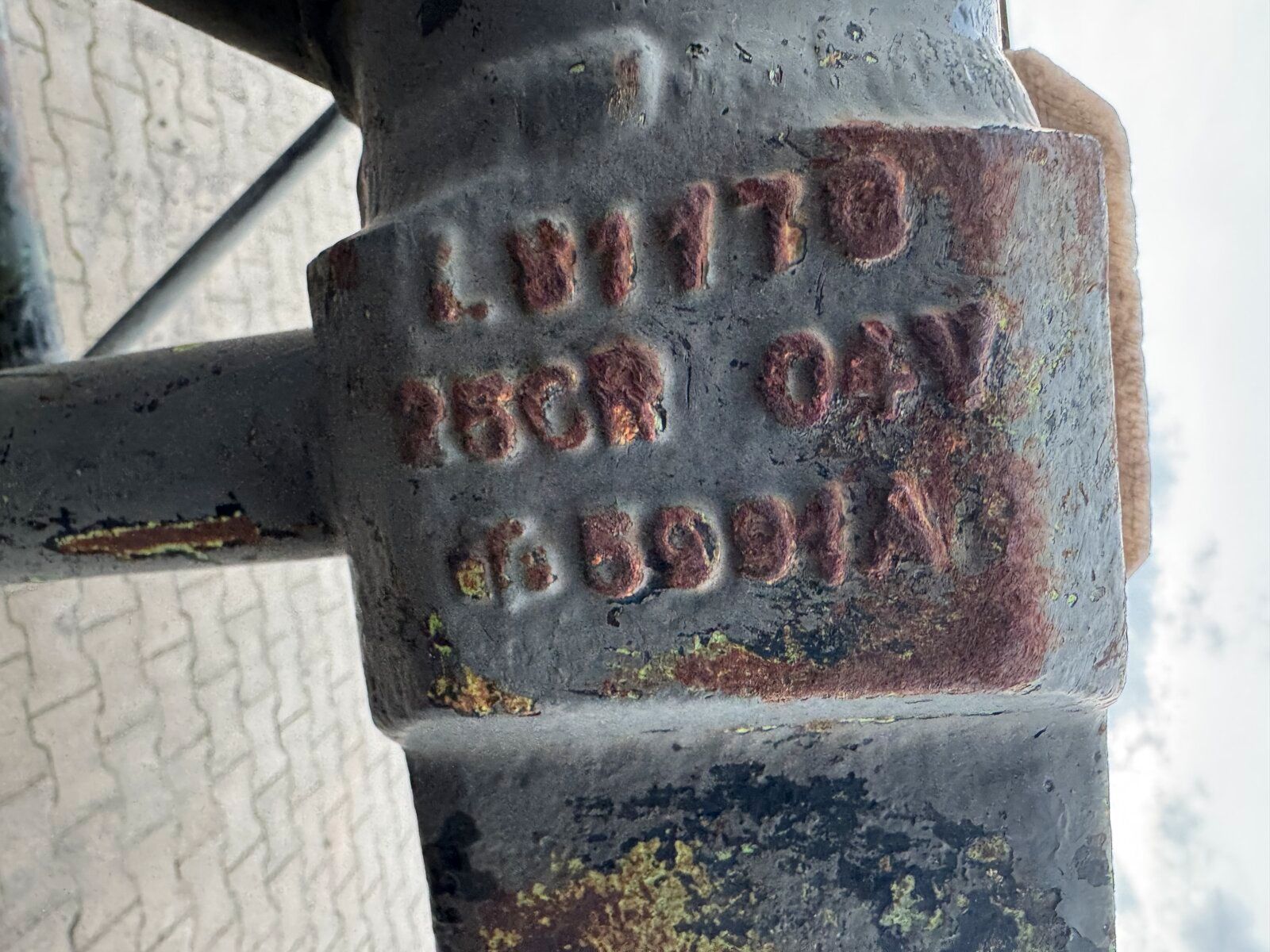 Fahrzeugabbildung Liebherr HS832 - 843 - 853 HD Boom 6M Gittermast