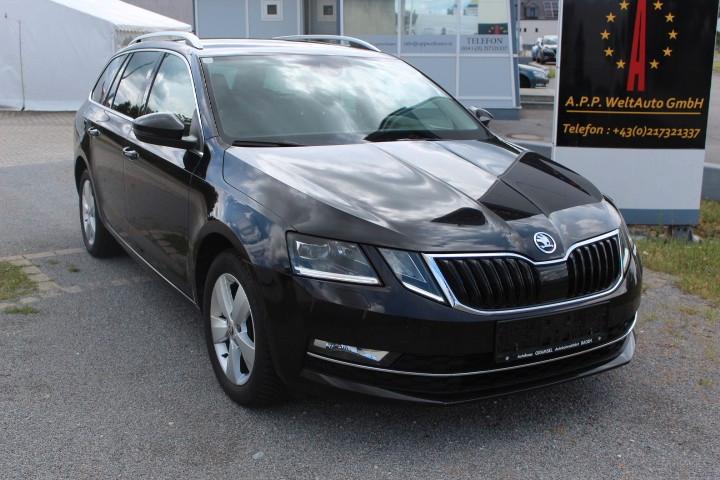 Skoda Octavia Com. 2.0TDI Xen  Navi AH El H DSG Cam