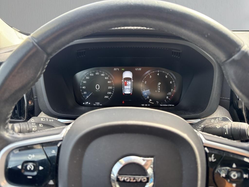 Volvo XC60 T6 AWD Inscription AHK Pano LED Sound Alarm