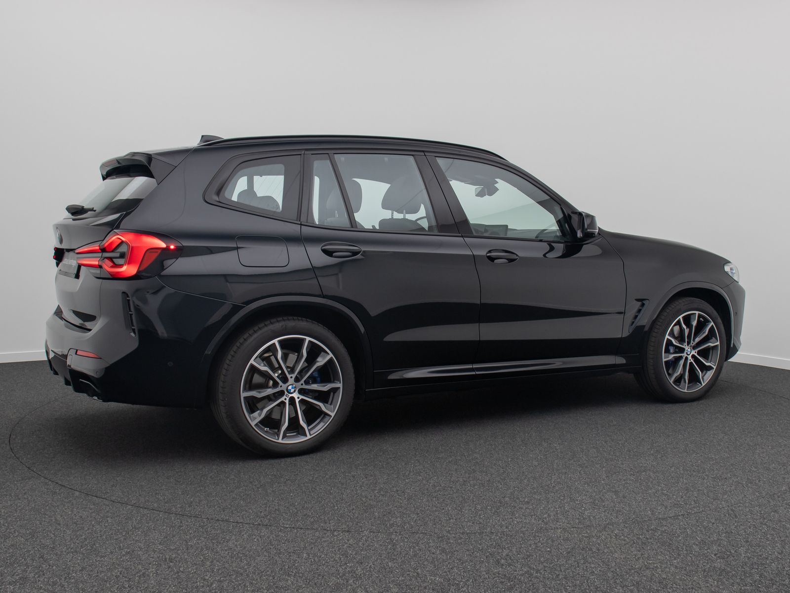 Fahrzeugabbildung BMW X3 M40i Laser HUD DAB 360° DisplKey Panorama 20"