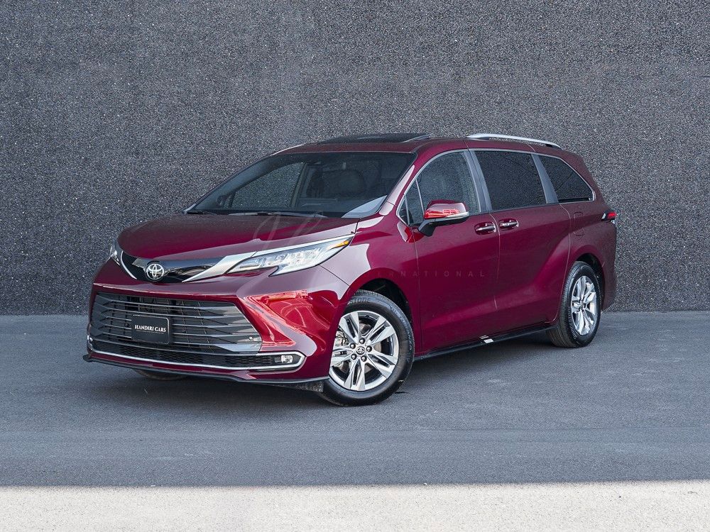 Toyota 2026 Limited AWD € 71500 HC INTERNATIONAL