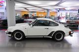 Porsche 911 Turbo (930) - Porsche: Weiß, 911 Turbo