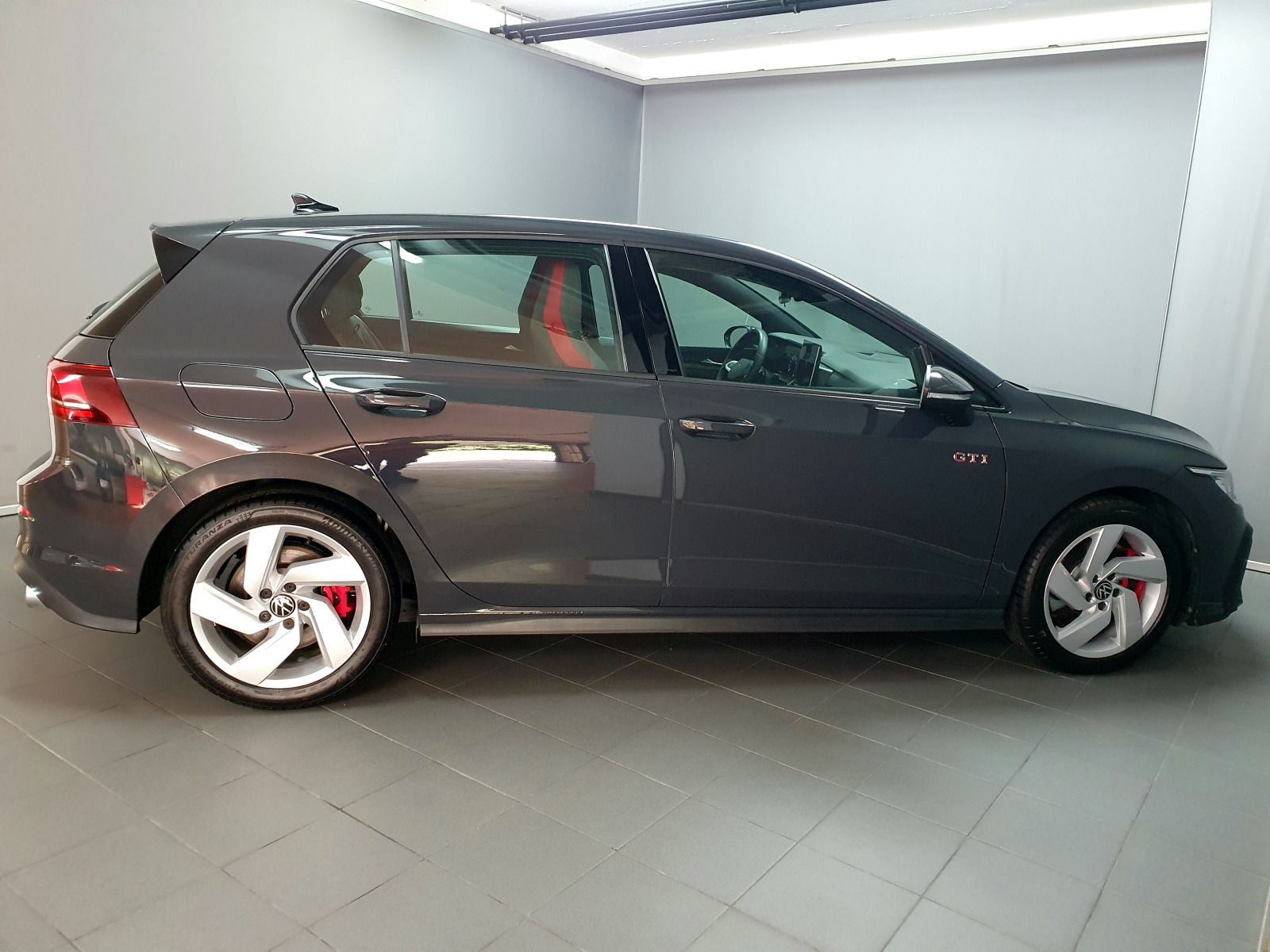 Volkswagen Golf VIII GTI 2.0TSI DSG AHK ACC LED Navi HuD foto 3