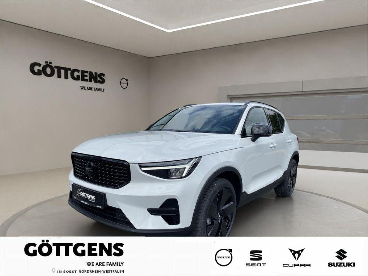 Volvo XC40 B3 Plus Black Edition LED 20LM NAVI H&K FSH