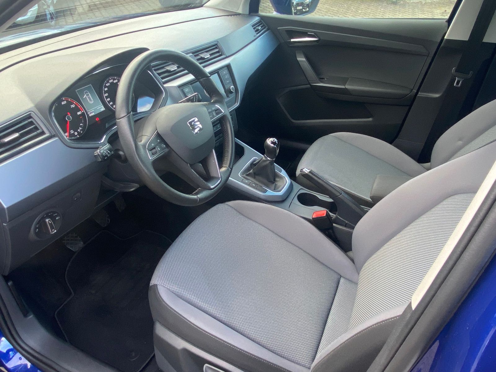 Fahrzeugabbildung SEAT Arona Style 1,0 TSI *Sitzhz. *FullLink *PDC hi.