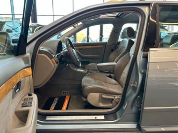 MYAUTOCENTER – Gebraucht- und Jahreswagen mit Werkstattservice in Pfaffenhofen Audi A4 Avant 3.0 TDI quattro *Navi*Klima*