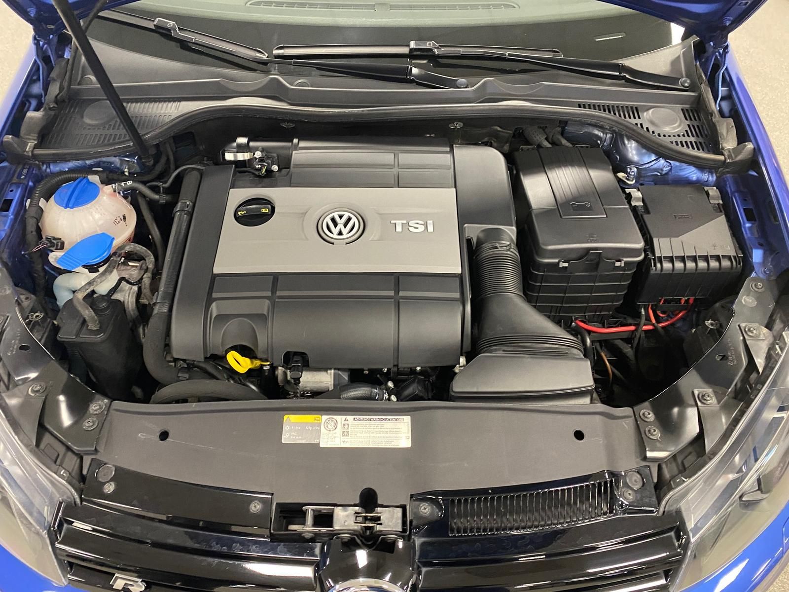 Fahrzeugabbildung Volkswagen Golf 2.0 16V TSI R Cabrio KLIMA+PDC+NAVI+SHZ+ALU