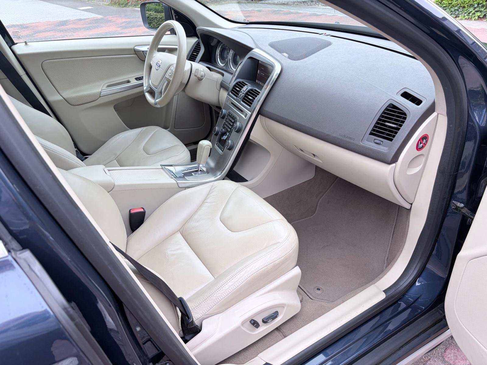 Volvo XC60 T6 AWD 3,0 Turbo Reihensechszylinder