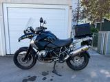 BMW R1200 GS TRIBLE BLACK / AKRAPOVIC / Service Neu - Offers