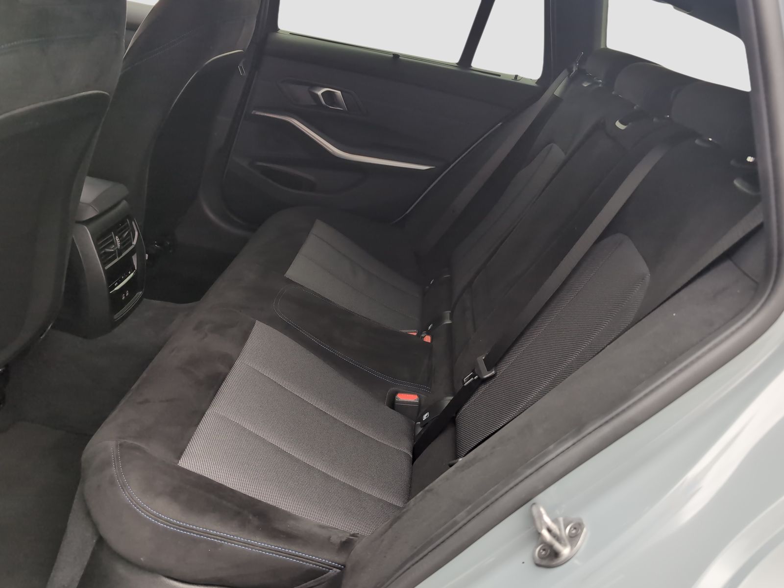 BMW 320 - Bild 11