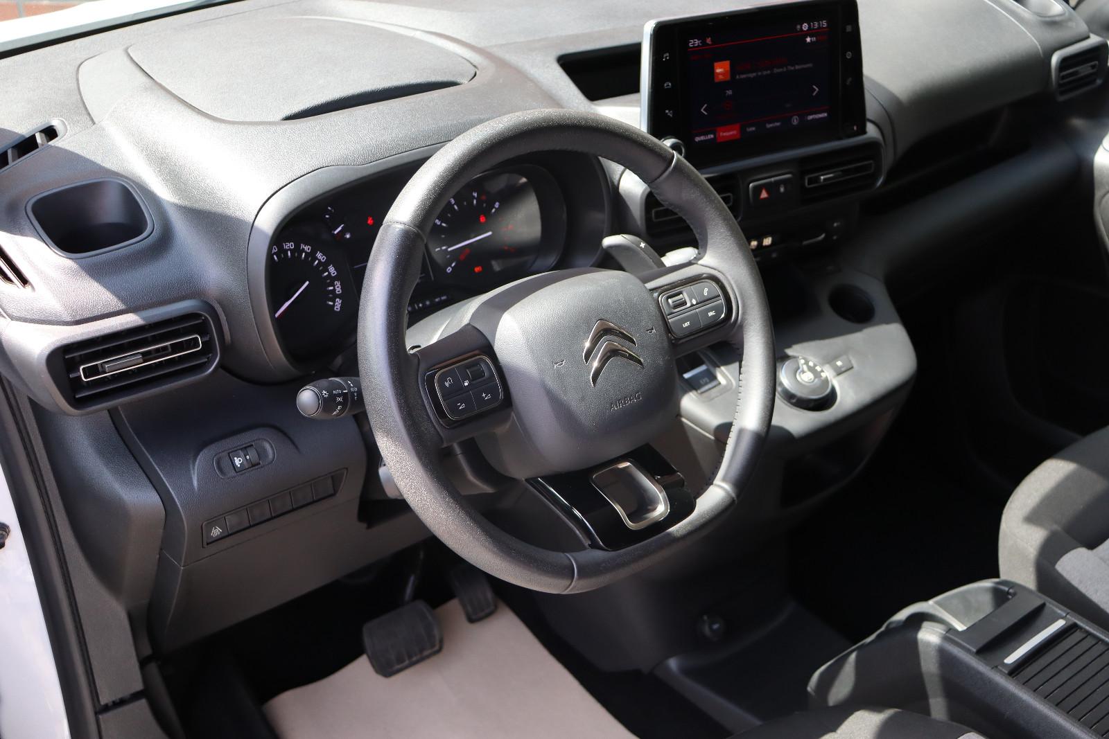 Citroën Berlingo 1.5 HDI MPV Feel M Aut. LED 360° 1.Hand