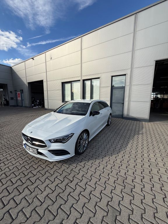 Image of Mercedes-Benz CLA 220 Shooting Brake