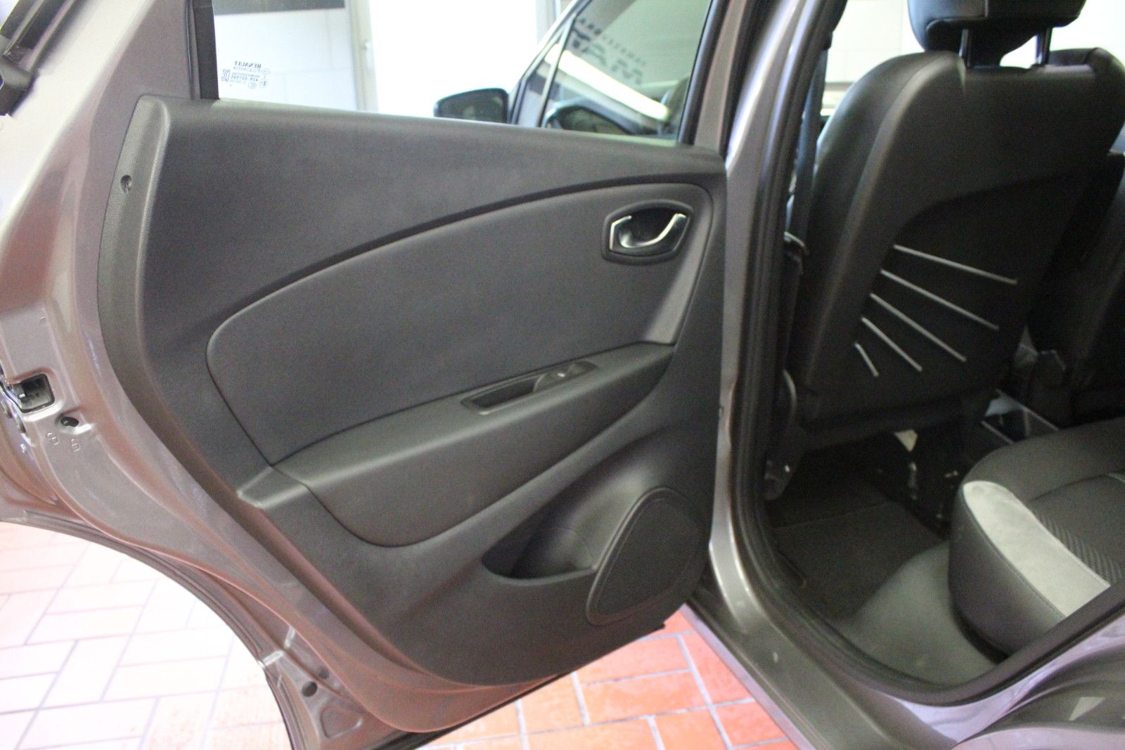 Fahrzeugabbildung Renault Captur TCe 150 EDC GPF Bose Edition