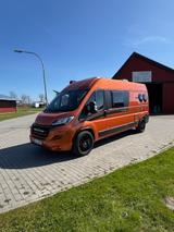Malibu 600DB - orange Wohnmobil oder -wagen