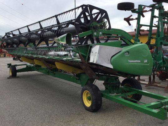 John Deere 630 Premium Flow