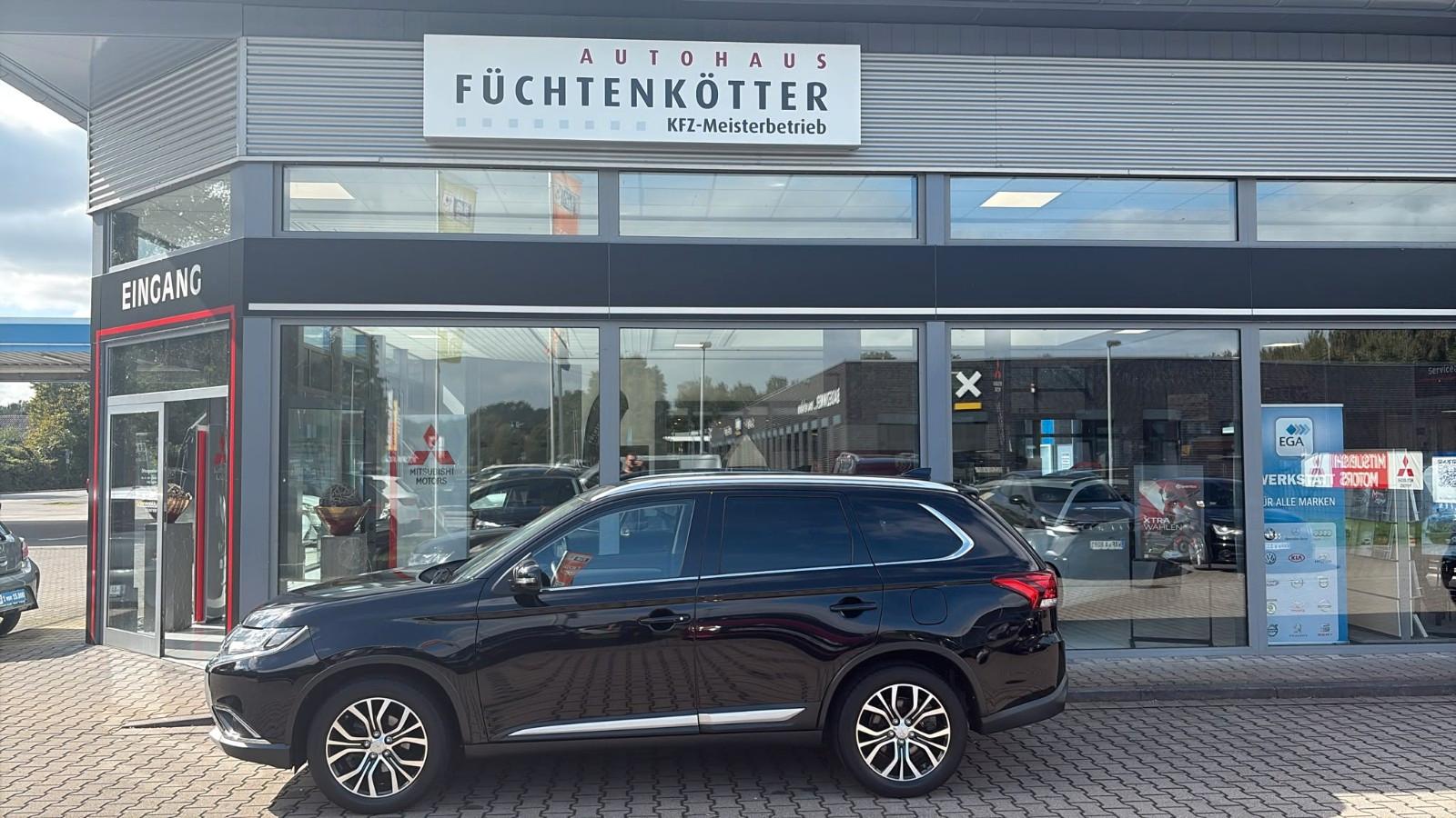 Mitsubishi Outlander Edition 100 2WD AHK