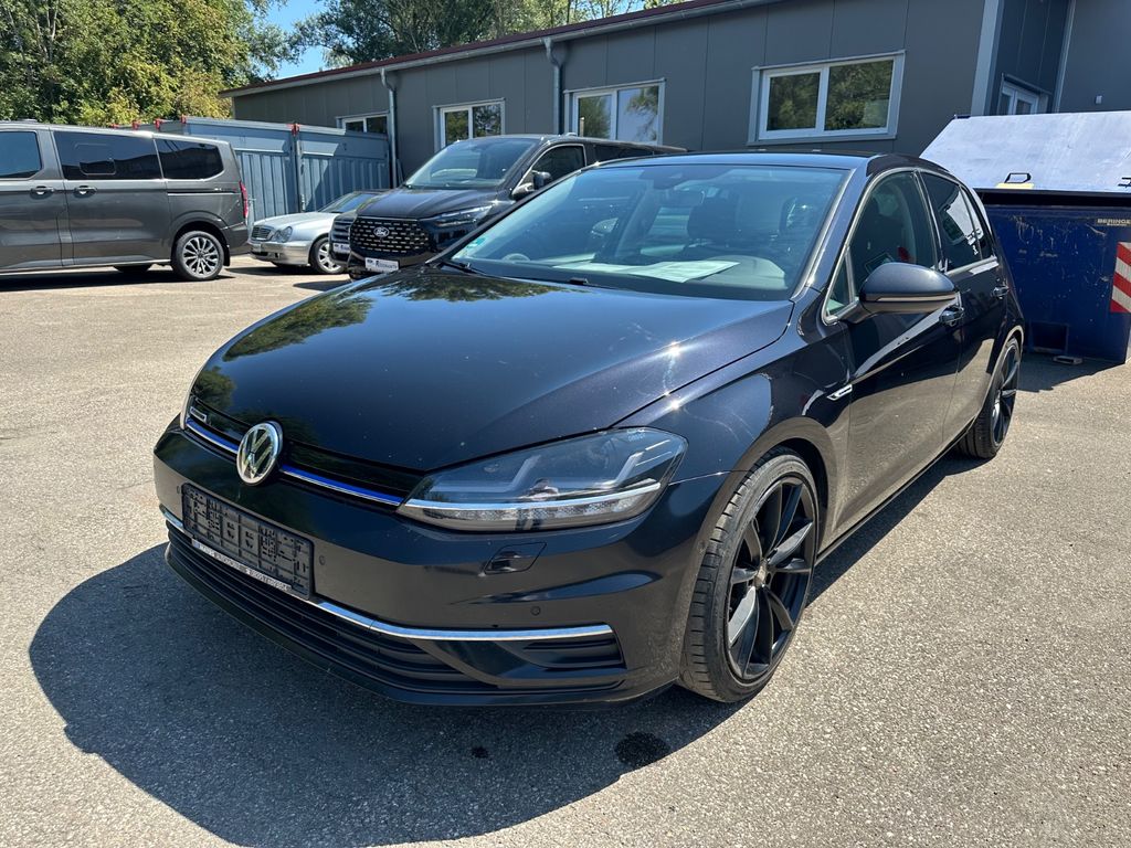 Image of Volkswagen Golf