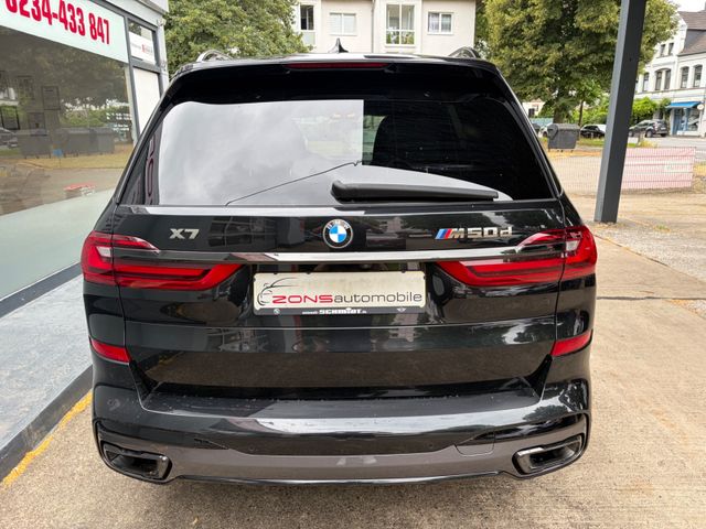 Fahrzeugabbildung BMW X7 M50 d