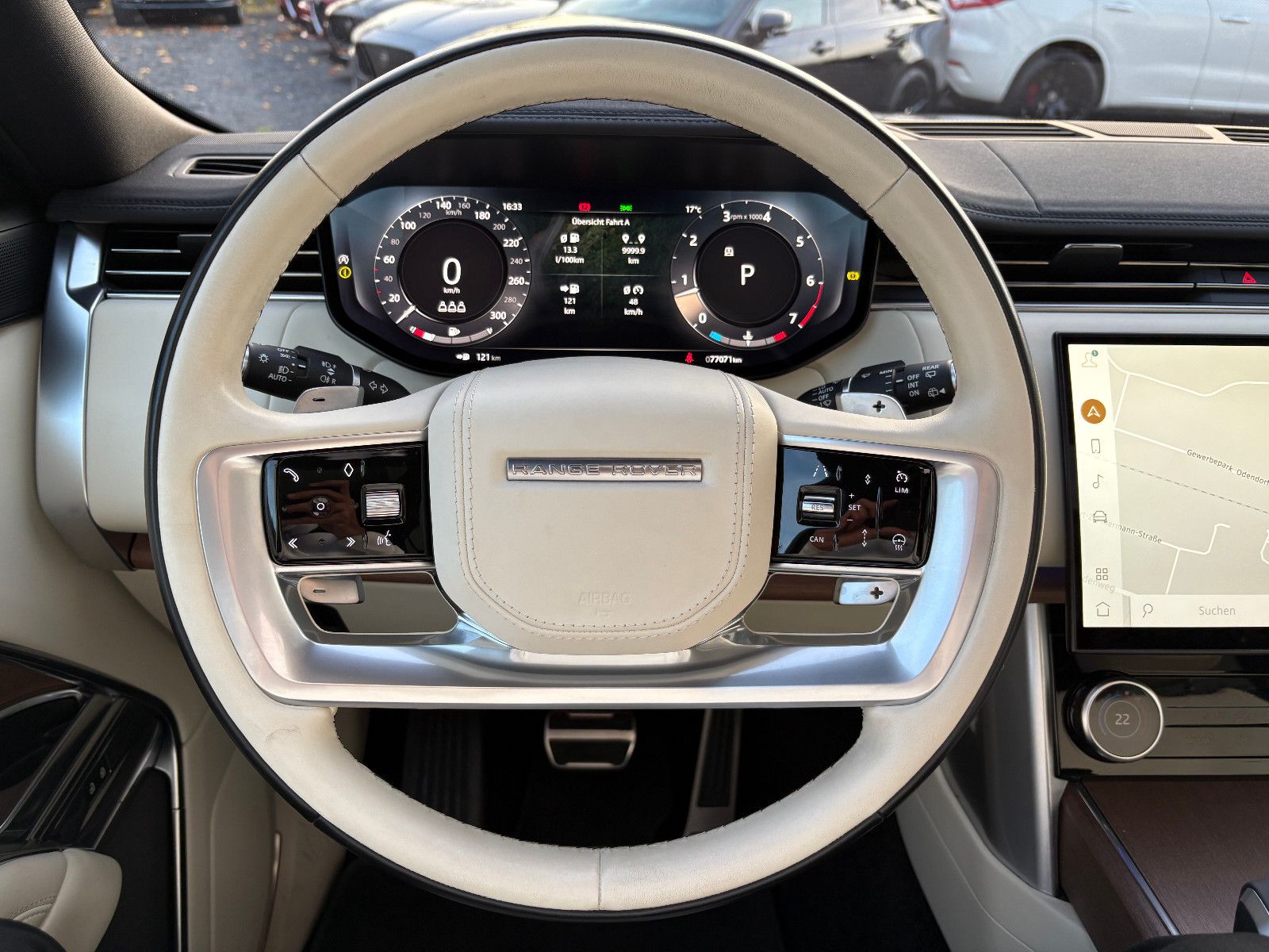 Fahrzeugabbildung Land Rover Range Rover HSE/FOND-TV/MASSAGE/PANO/360°/VOLL