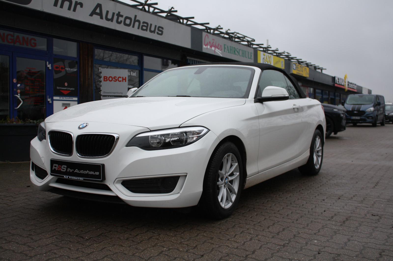 BMW 220i Cabrio