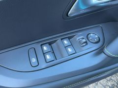 Foto Nummer 12: PEUGEOT 2008