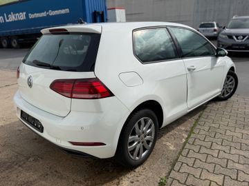 Volkswagen Golf - 4