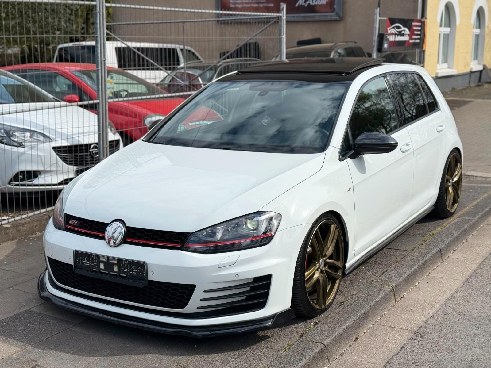 Volkswagen Golf VII Lim. GTI Performance BMT