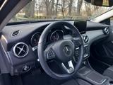 Mercedes-Benz GLA 180 Urban LED Aut Pano Keyless Navi  - Mercedes-Benz GLA-Klasse von privat