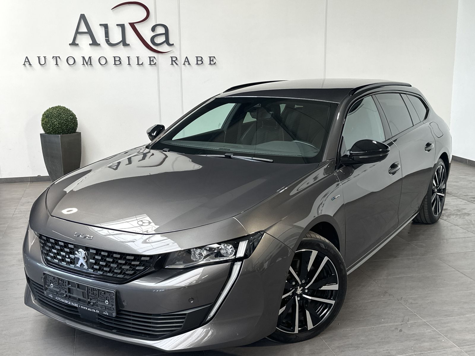Fahrzeugabbildung Peugeot 508 SW Hybrid 225 GT NAV+LED+ACC+KAM+18ZOLL+VC