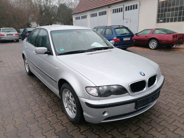 BMW 318i - Klimaautomatik / PDC / Steuerkette neu