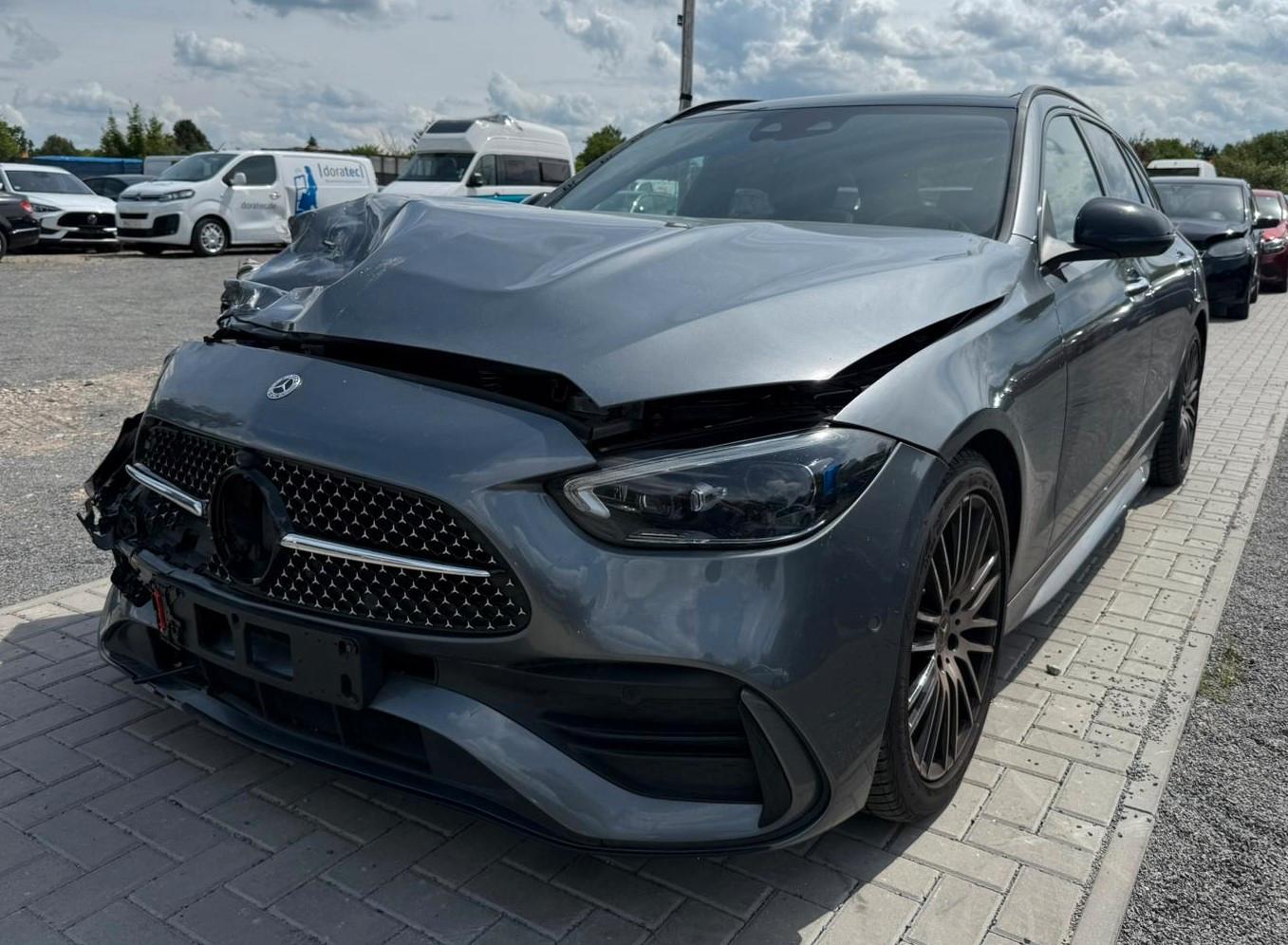 Mercedes-Benz C 300 T-Modell AMG Pano Head-UP Memory AHK