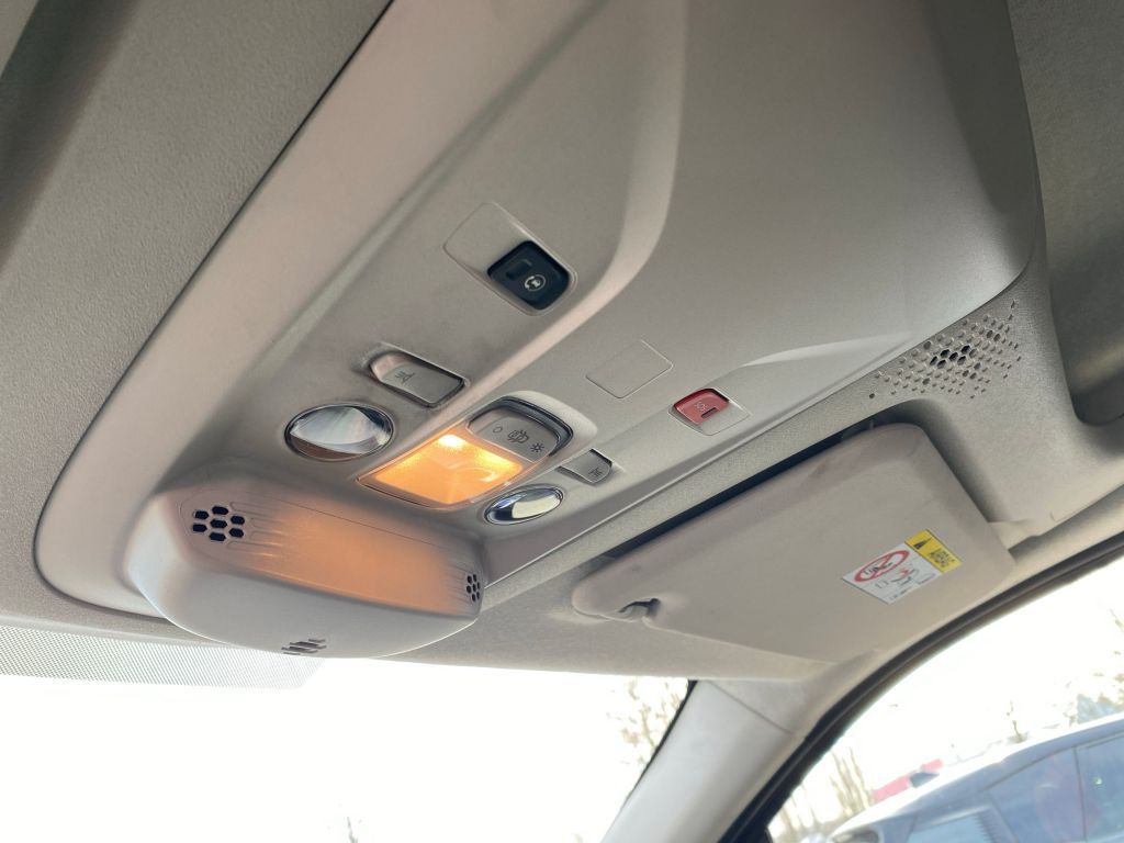 Fahrzeugabbildung Citroën Berlingo 1.5 Diesel 100 M S&S Club *AZV*Sitzh*PD