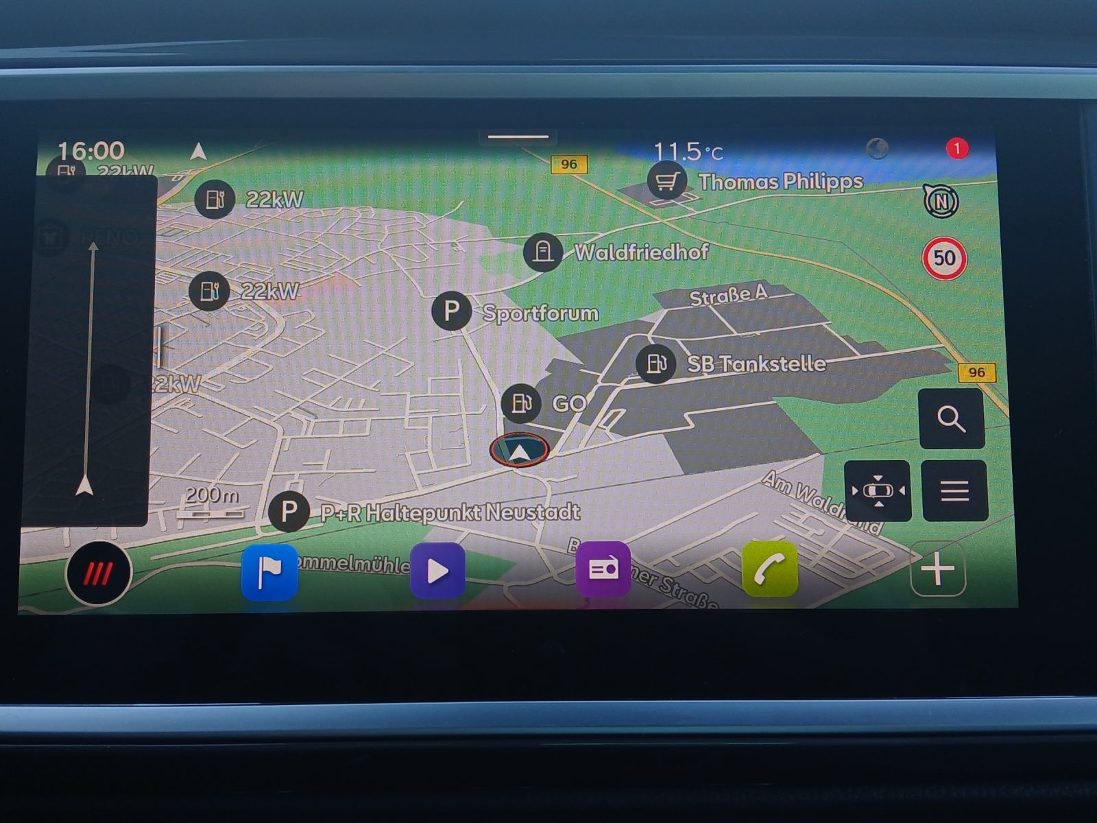 Fahrzeugabbildung SEAT Ateca 1.5 TSI DSG Road Edition LED Keyless