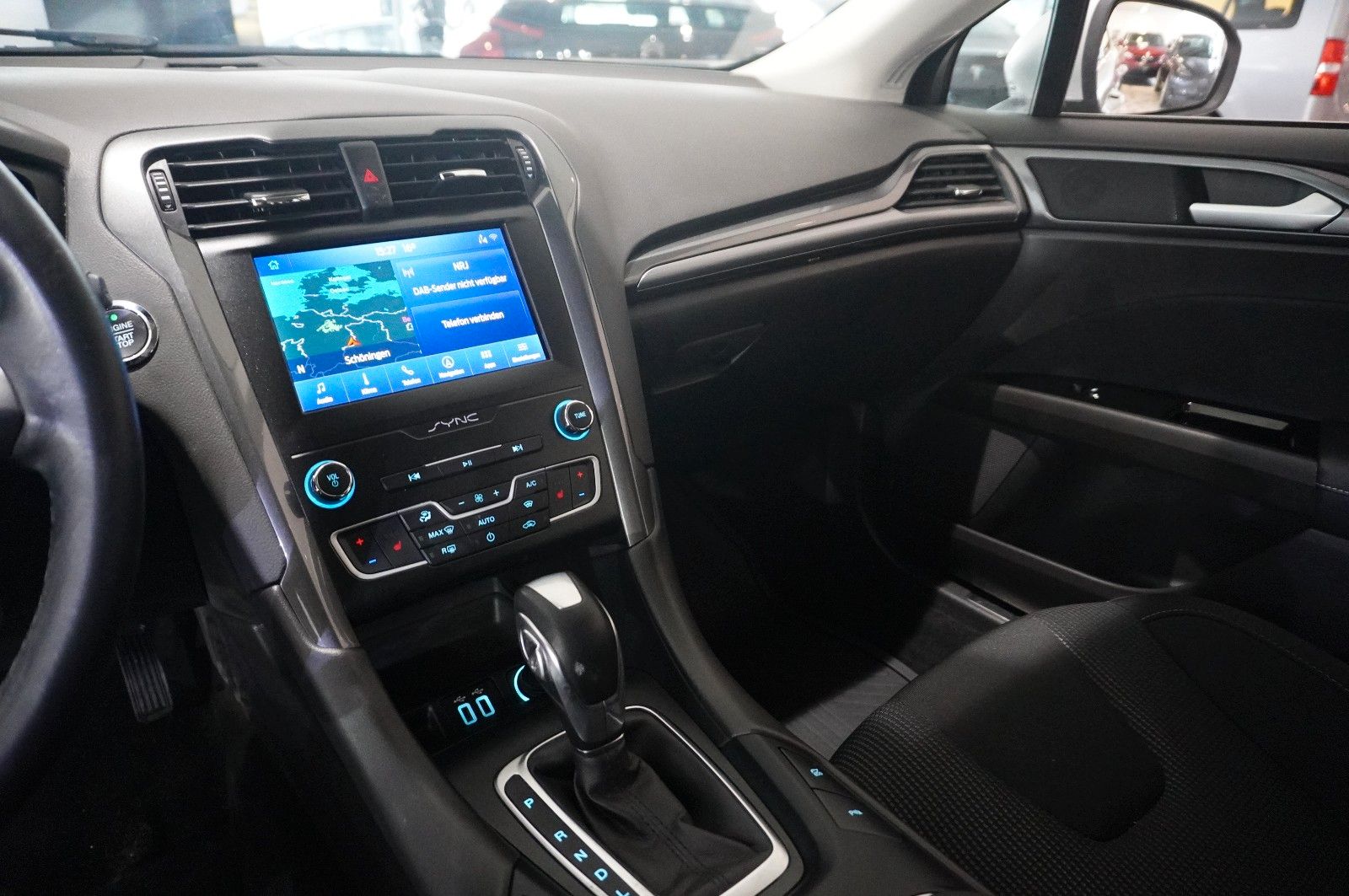 Fahrzeugabbildung Ford Mondeo Turnier 2.0 TITANIUM NAVI/LED/SPORT/DAB+