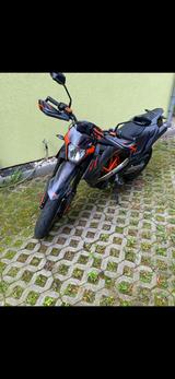 KTM 690 SMC R Umbau Black Mamba - KTM 690SMC