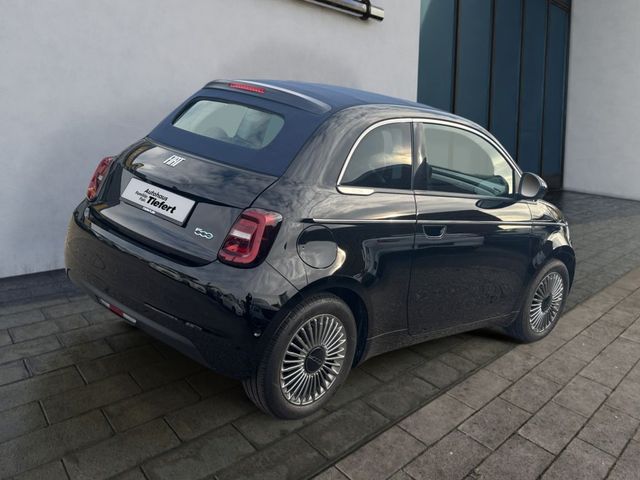 500e Cabrio 42kWh C // Komfort- + Style Paket