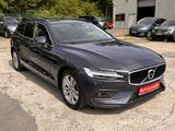 Volvo V60 Kombi Momentum Pro 1. Hand! Sehr gepflegt! - Volvo V60 mit Diesel-Antrieb: mit Navigationssystem, Kombi
