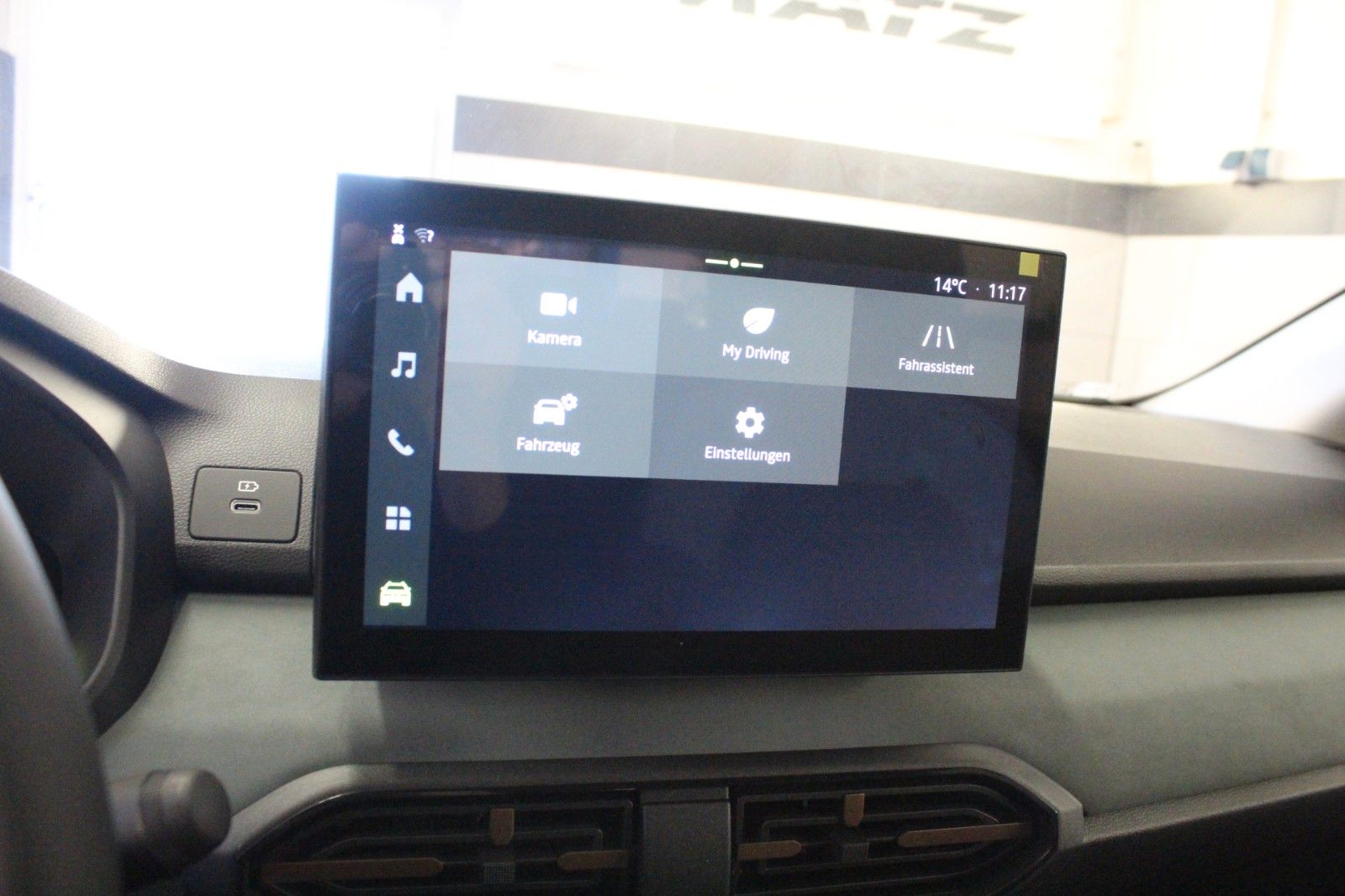 Fahrzeugabbildung Dacia Jogger TCe 110 Extreme 7-Sitzer  MY26 *Winterp.*