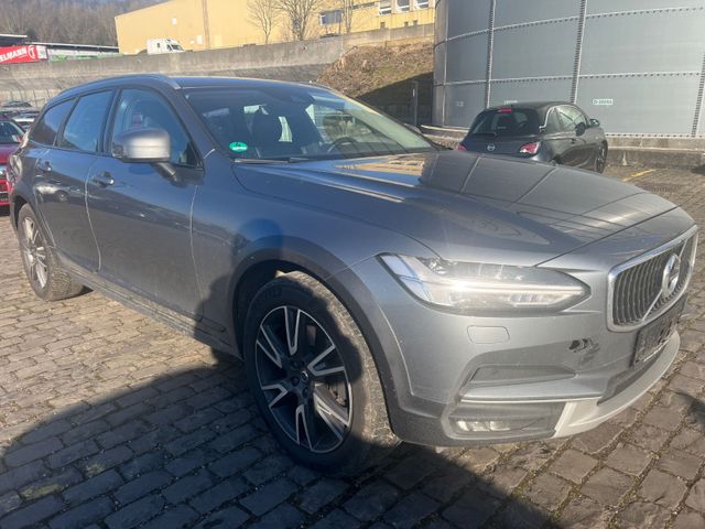 Volvo V90 Cross Country Pro AWD Motorproblem