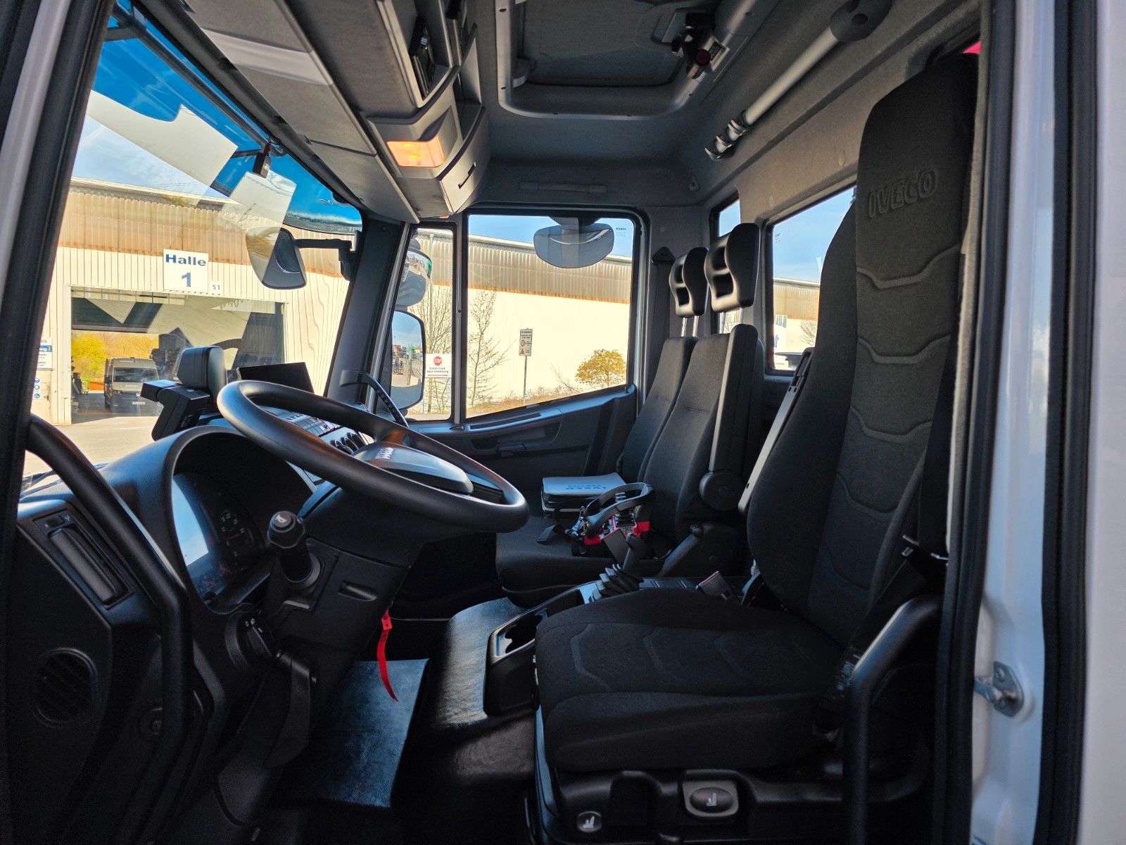 Fahrzeugabbildung Iveco Eurocargo ML80E22/P Palfinger PK 7.501 Funk 2AHK