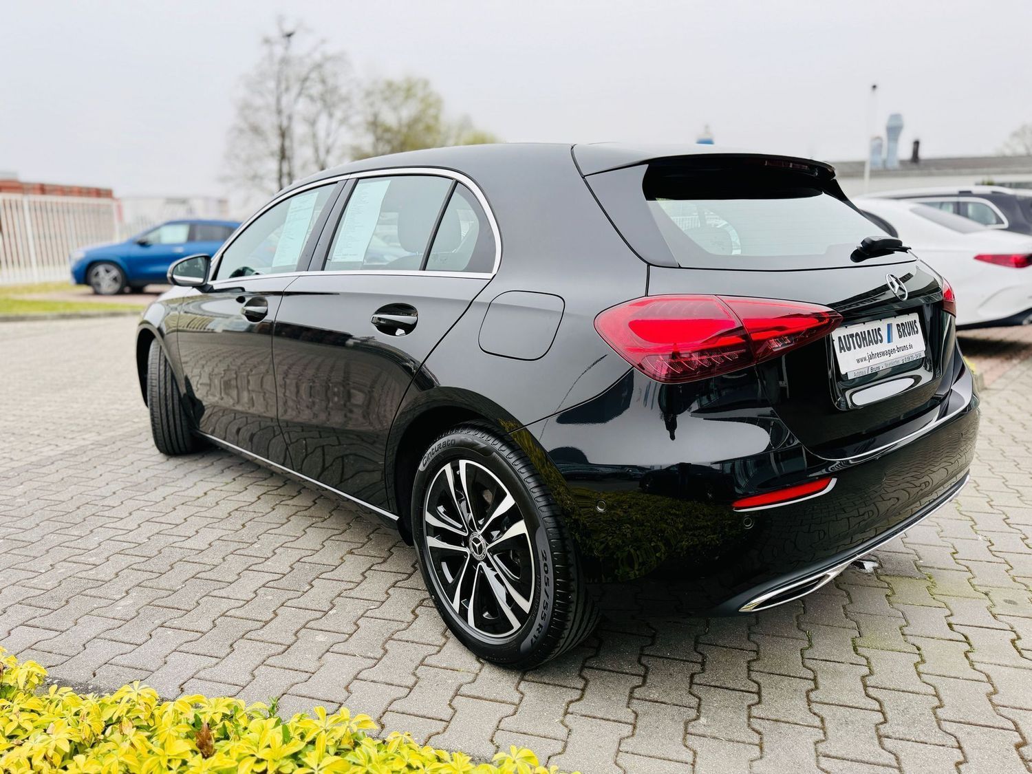 Fahrzeugabbildung Mercedes-Benz A 180 PROGRESSIVE Advanced, Autom, Winter, RFK,
